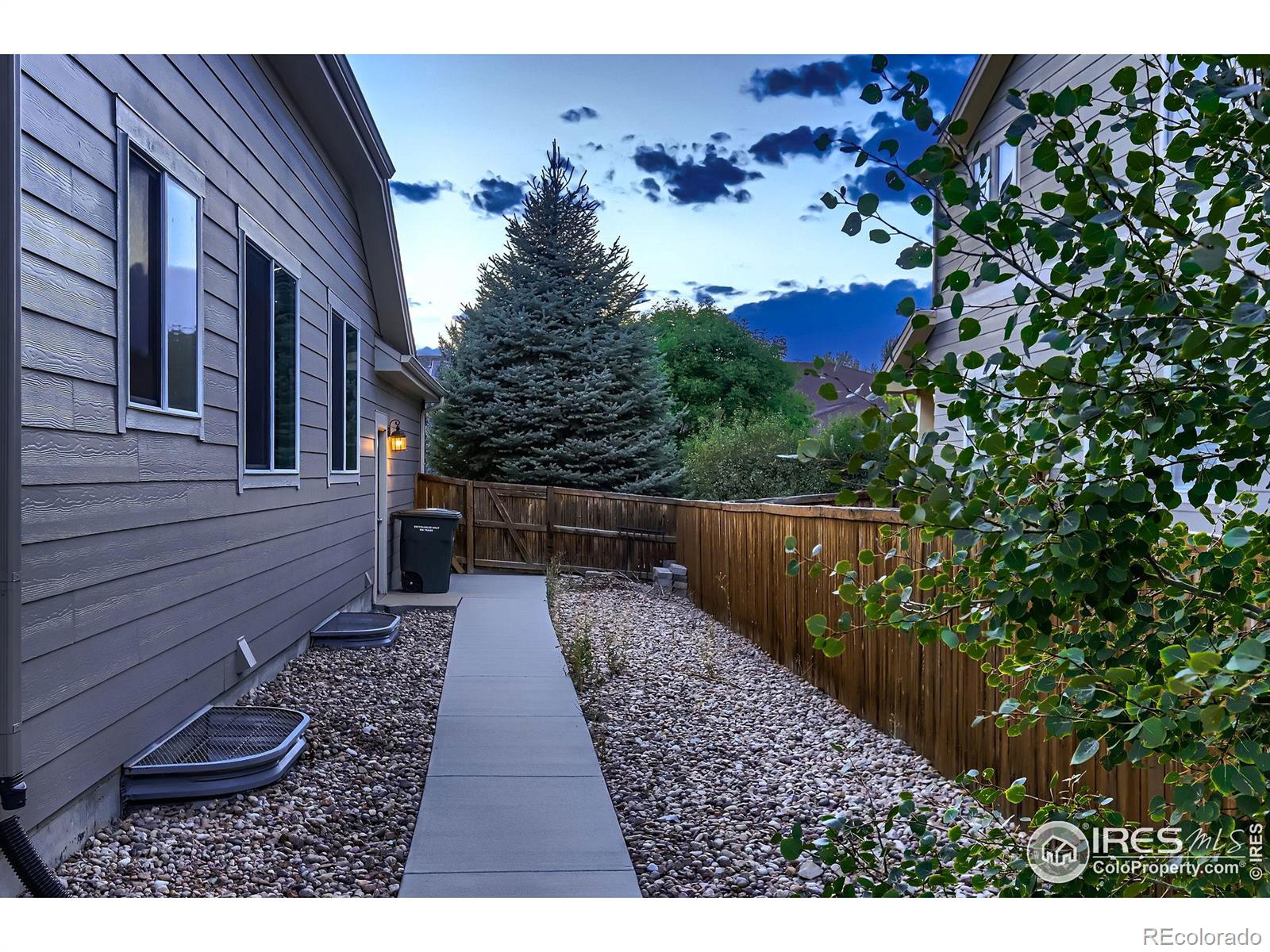 MLS Image #29 for 15074  st paul street,thornton, Colorado