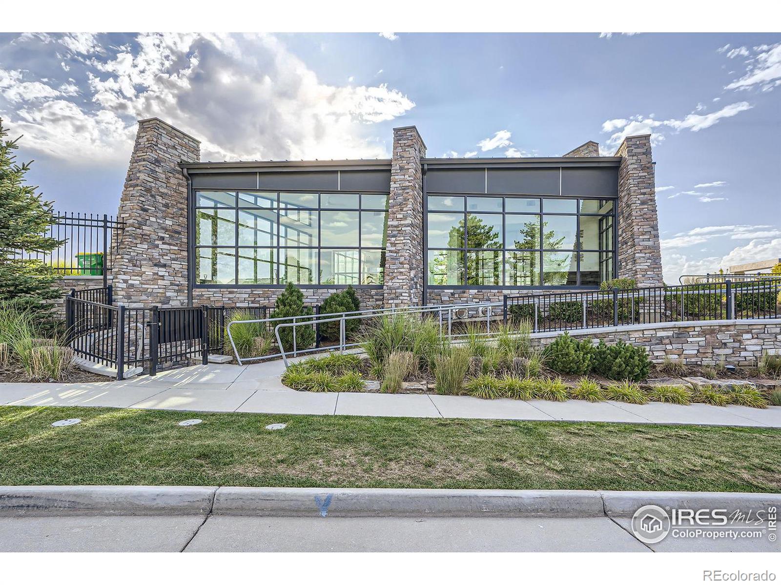 MLS Image #30 for 2097 s saulsbury court,denver, Colorado