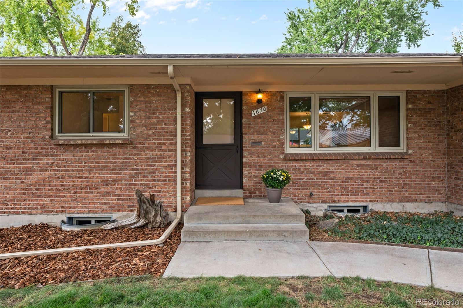 MLS Image #2 for 6670 e bethany place,denver, Colorado