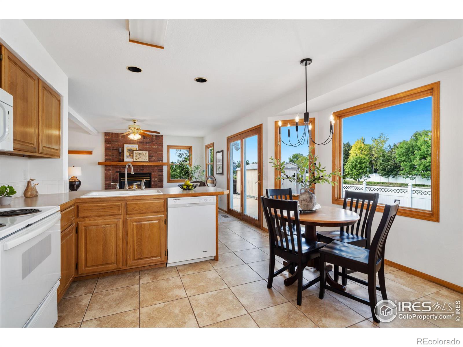 MLS Image #11 for 1300  redwood drive,windsor, Colorado