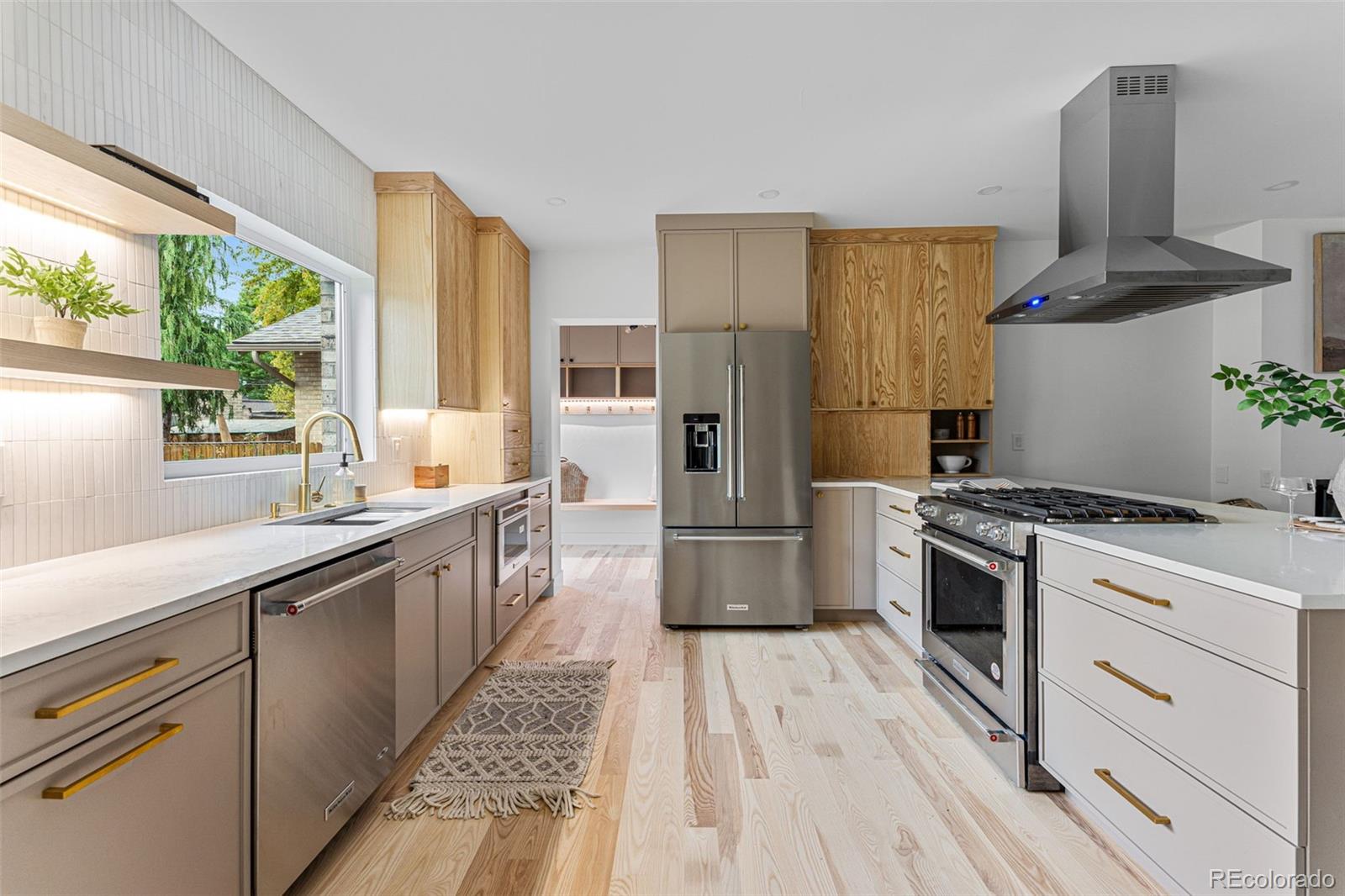 MLS Image #14 for 772  jackson street,denver, Colorado