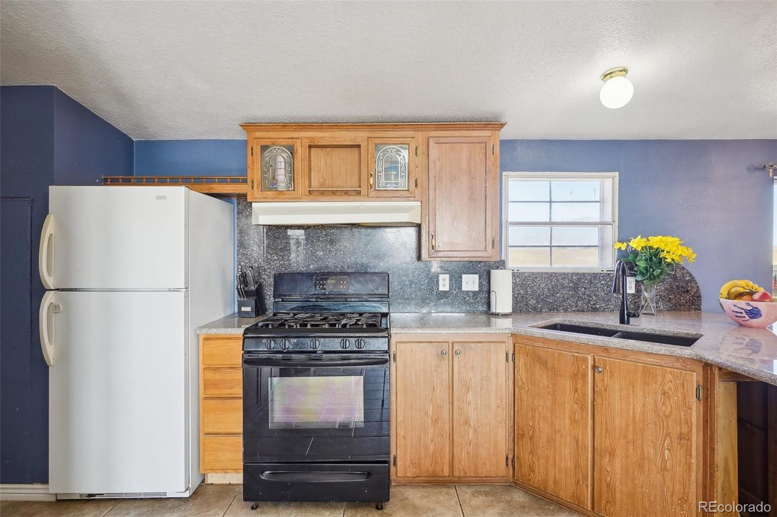 MLS Image #12 for 6690  yulle road,strasburg, Colorado