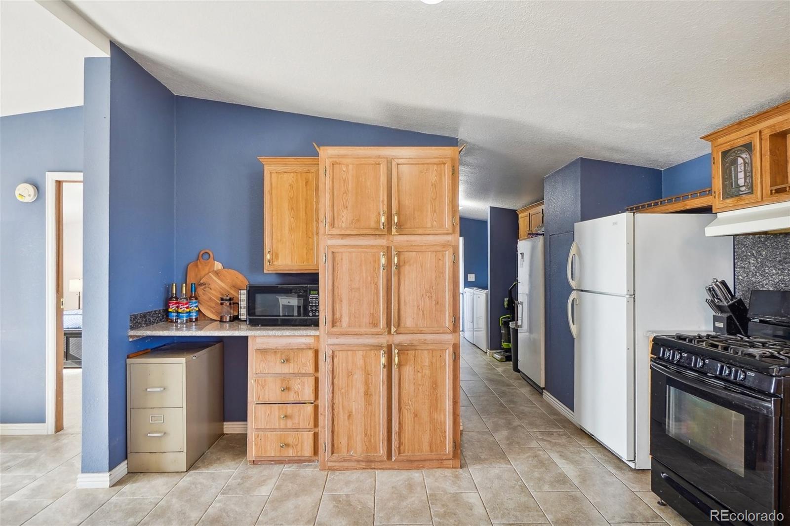 MLS Image #13 for 6690  yulle road,strasburg, Colorado