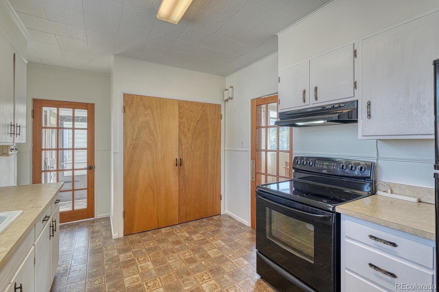 MLS Image #23 for 832  g street,salida, Colorado