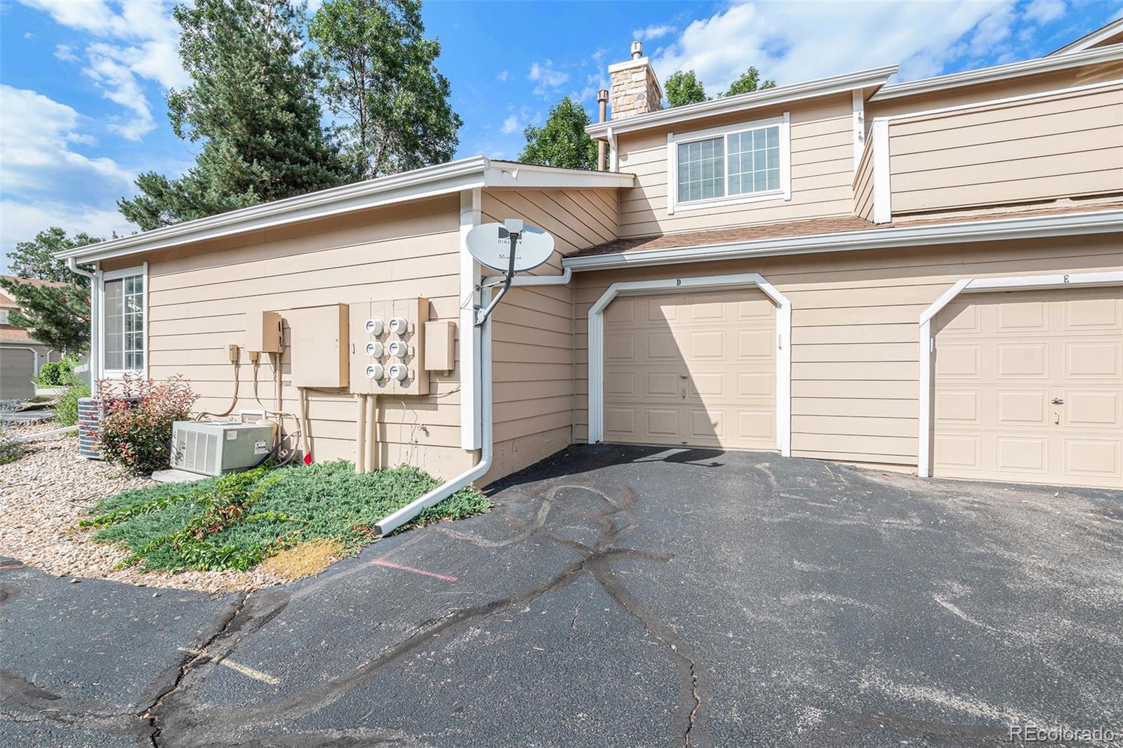 MLS Image #15 for 8416  everett way,arvada, Colorado