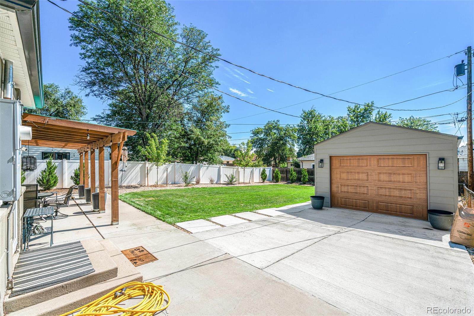 MLS Image #16 for 1330 s utica street,denver, Colorado