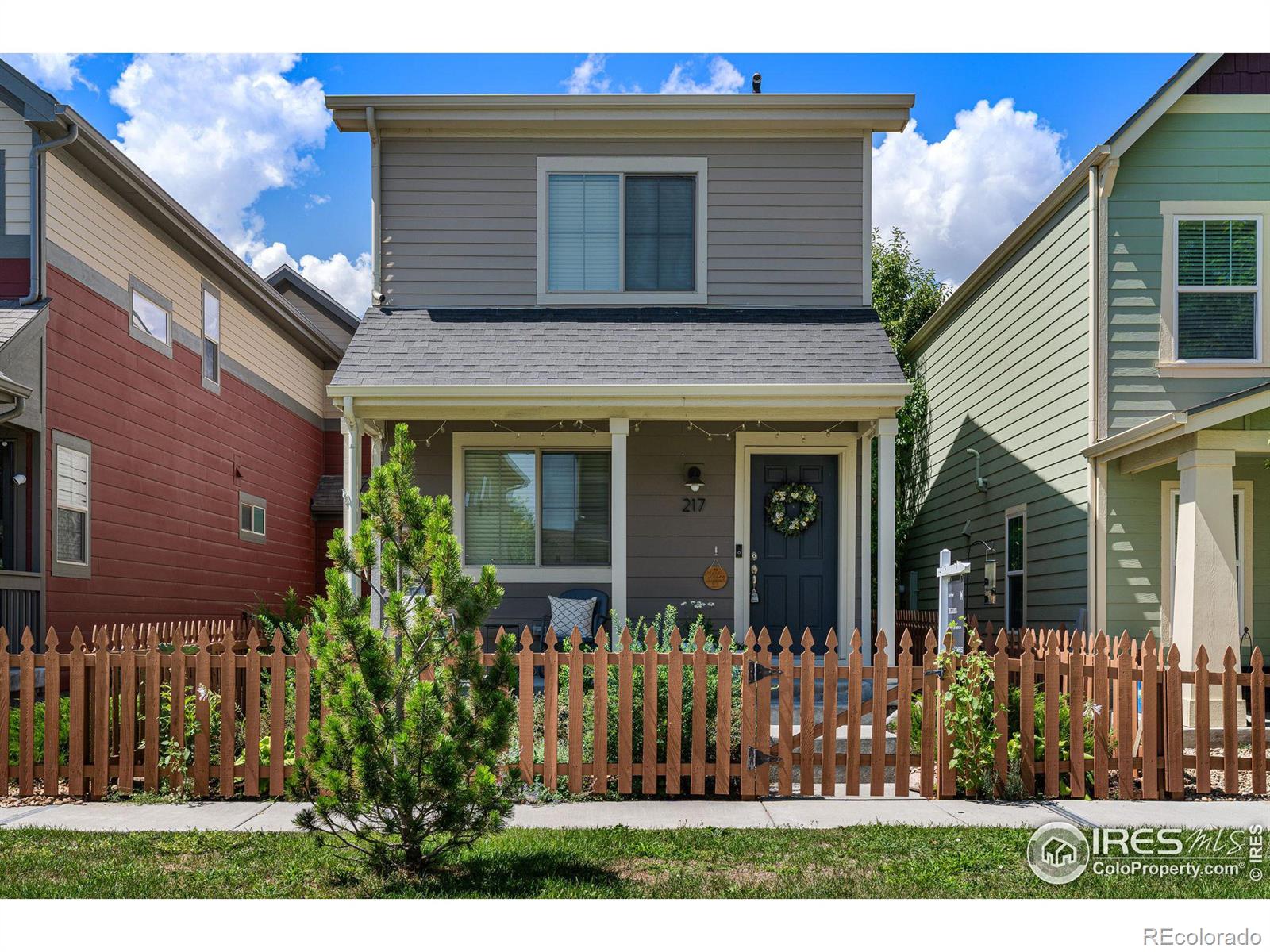 MLS Image #3 for 217  cardinal way,longmont, Colorado