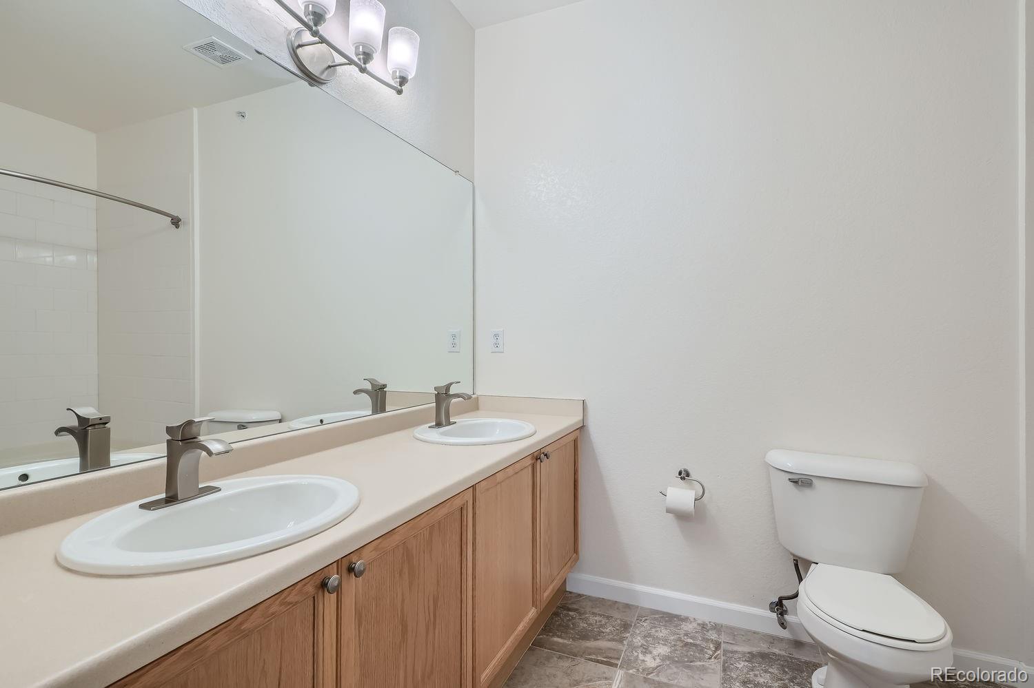 MLS Image #11 for 7428 s alkire street 302,littleton, Colorado