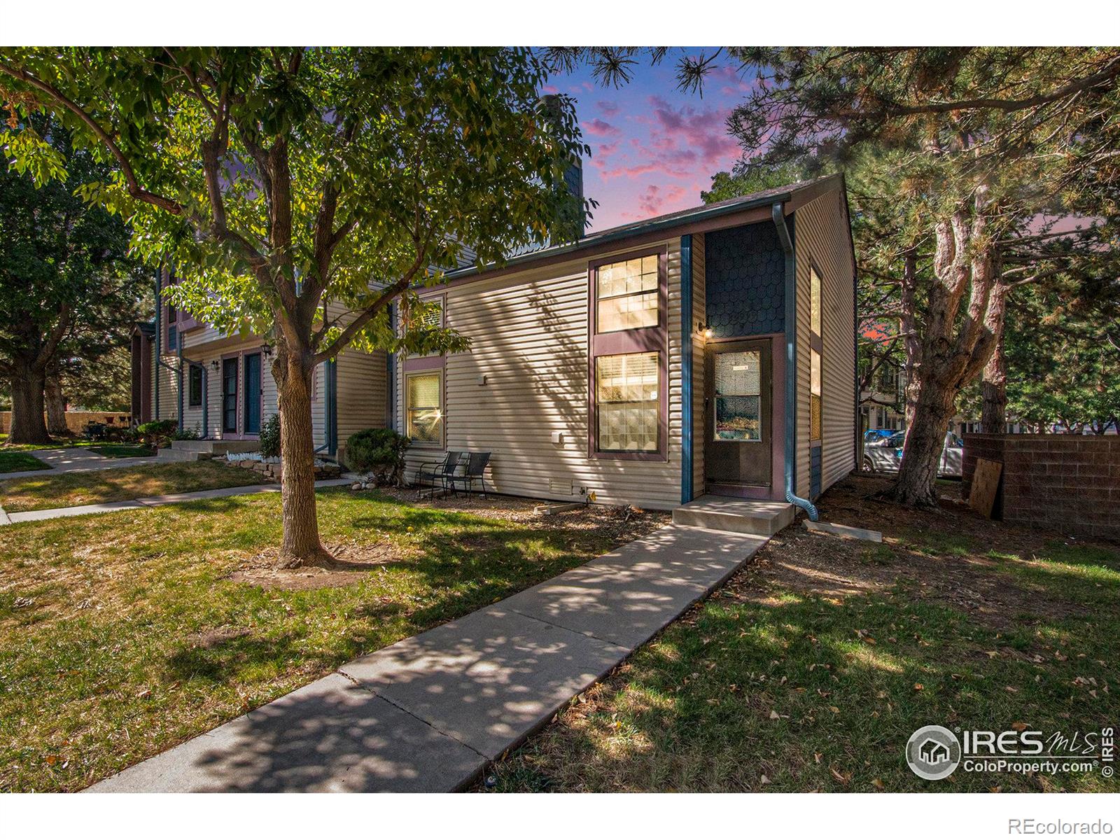 MLS Image #9 for 15999 e alaska place,aurora, Colorado