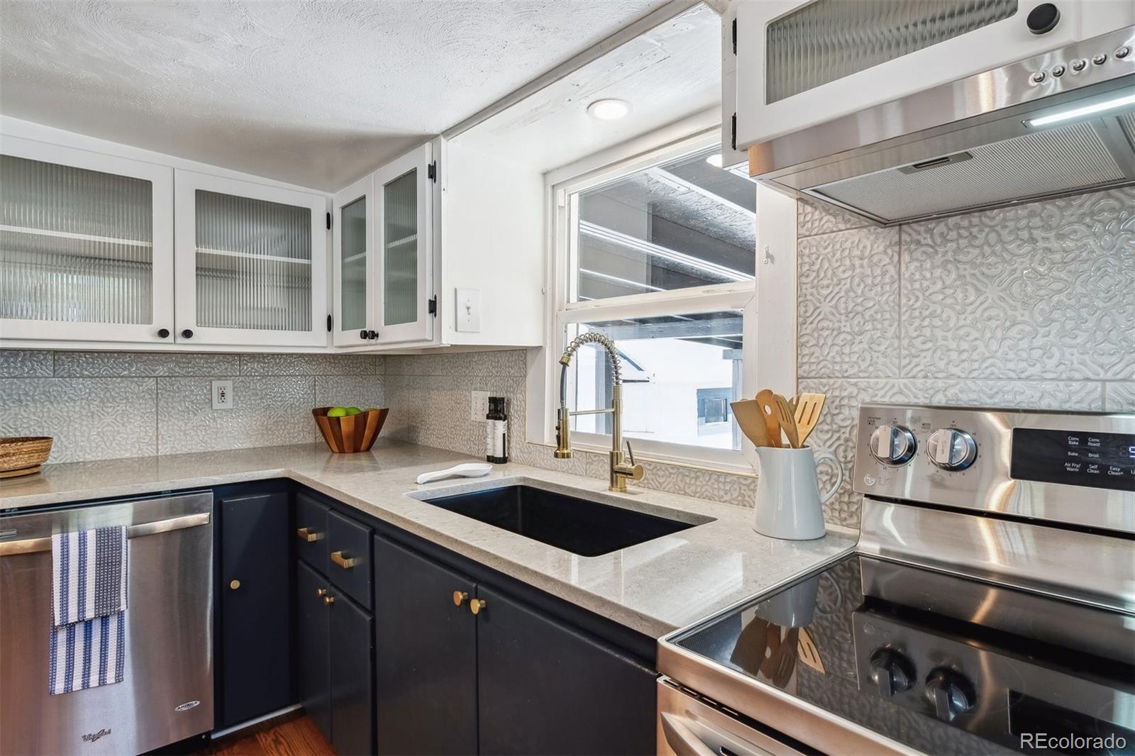 MLS Image #12 for 254 s king street,denver, Colorado