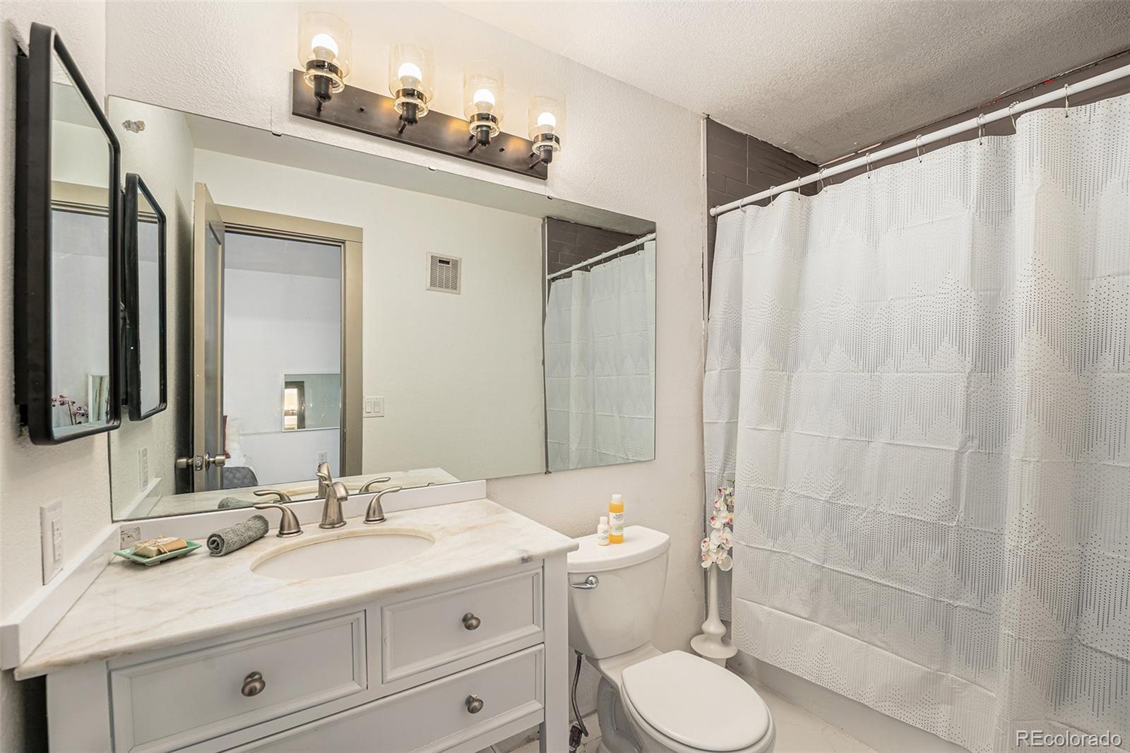 MLS Image #8 for 4460 s pitkin street,aurora, Colorado