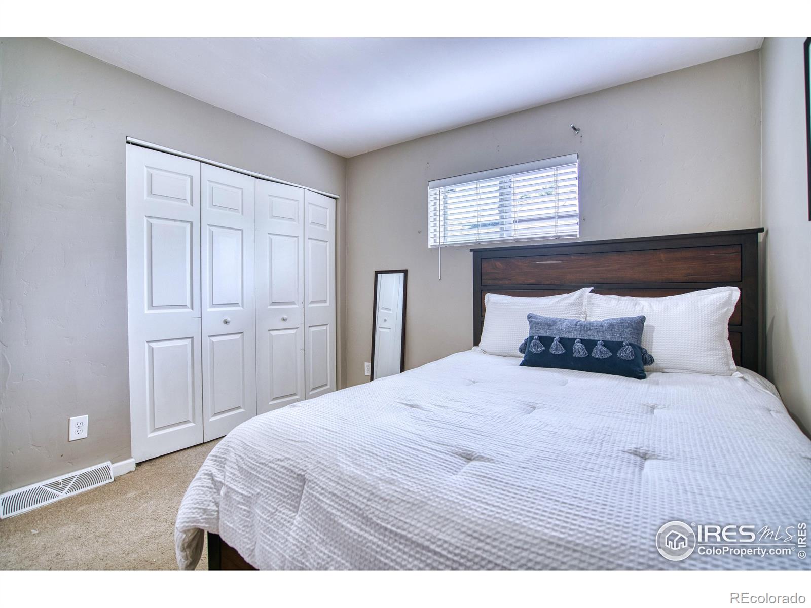 MLS Image #12 for 2  king street,denver, Colorado