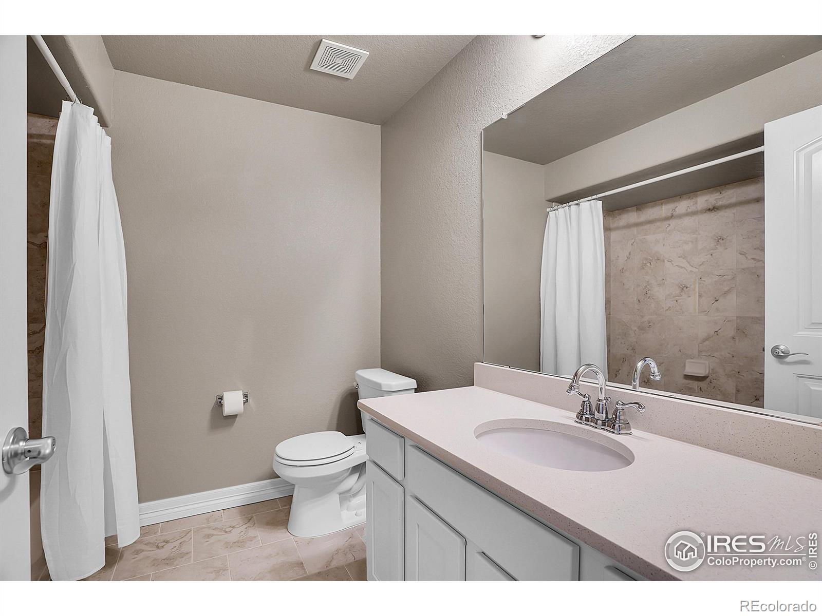 MLS Image #26 for 552  mount rainier court,berthoud, Colorado