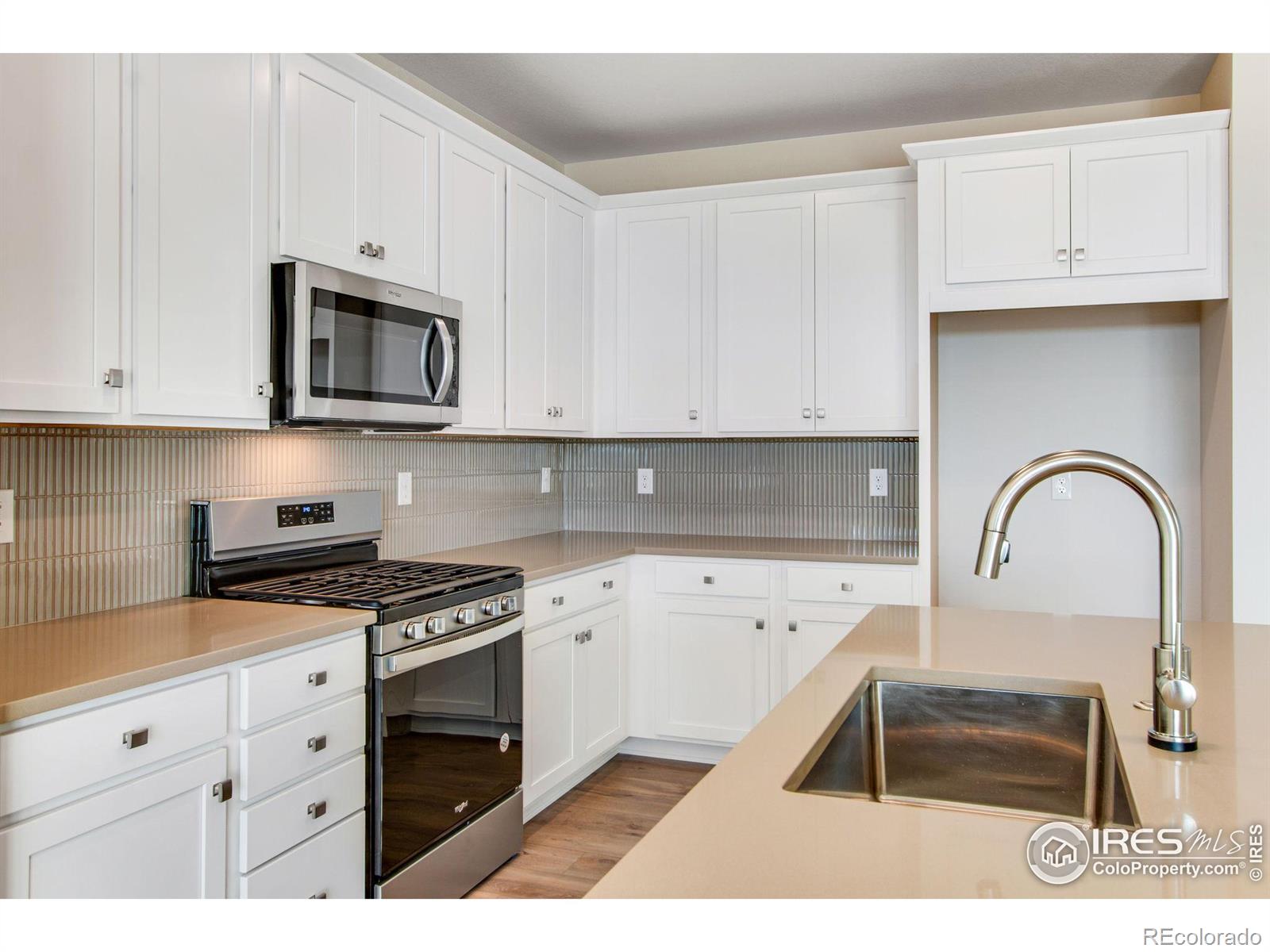 MLS Image #13 for 1580 e 3rd avenue,longmont, Colorado