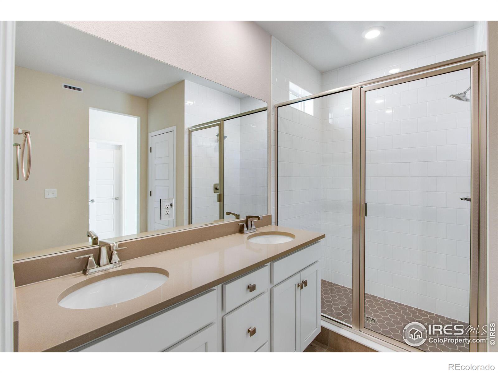 MLS Image #24 for 1580 e 3rd avenue,longmont, Colorado