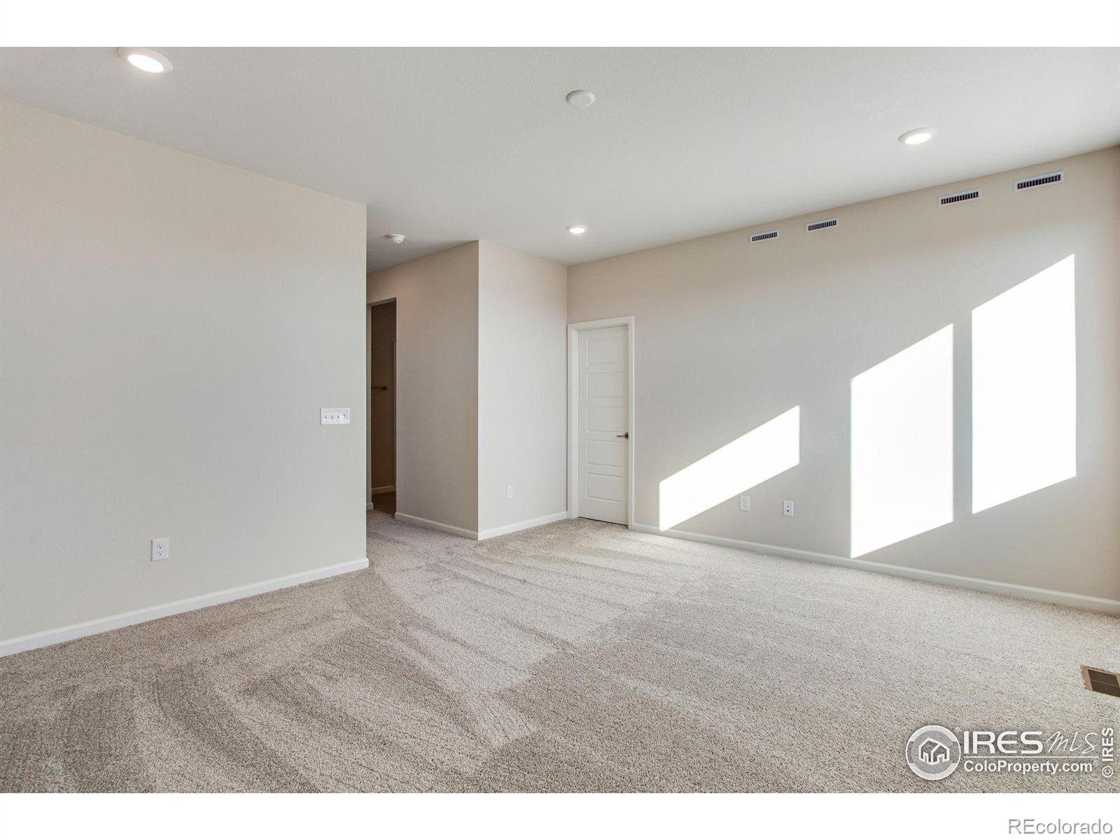 MLS Image #26 for 1580 e 3rd avenue,longmont, Colorado
