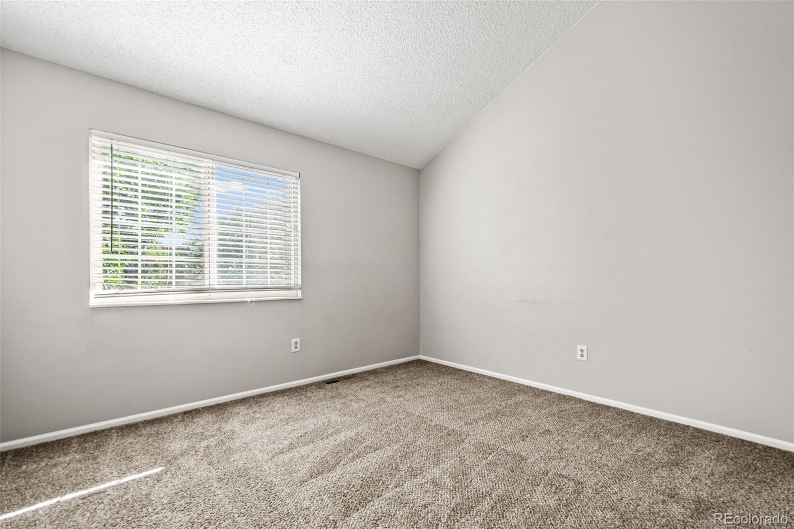 MLS Image #22 for 12521 e cornell circle,aurora, Colorado