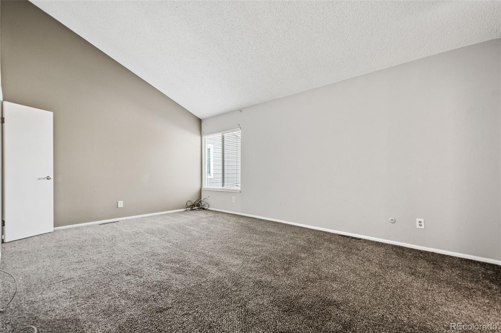 MLS Image #26 for 12521 e cornell circle,aurora, Colorado