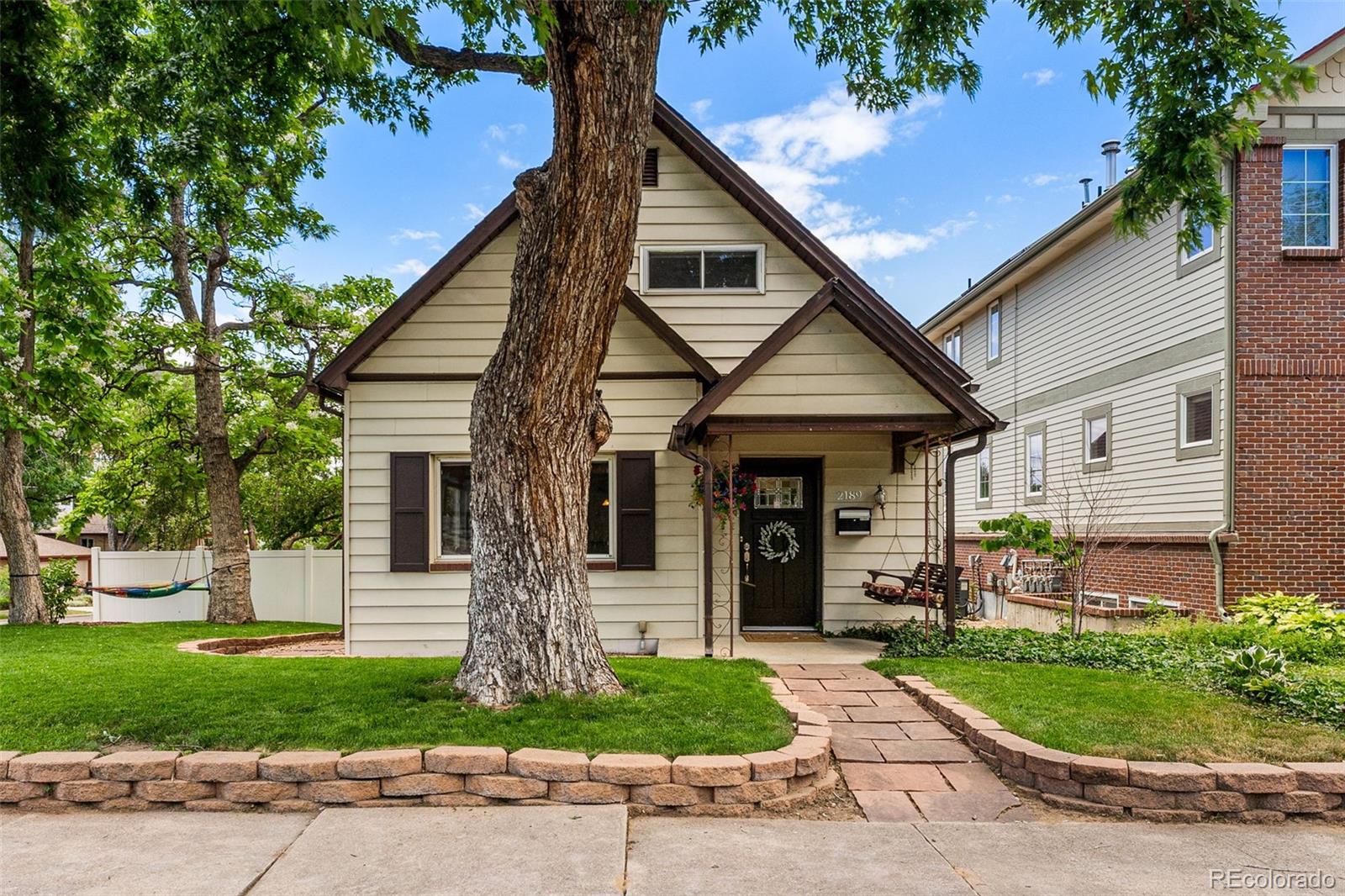 MLS Image #2 for 2189 s grant street,denver, Colorado