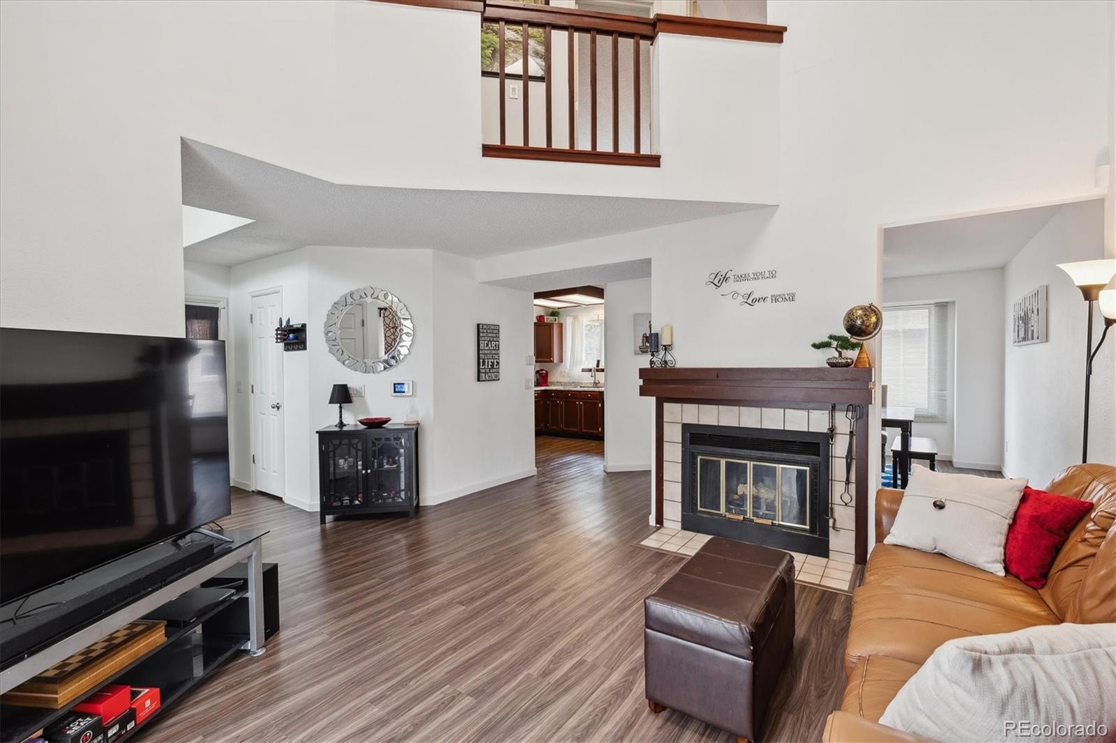 MLS Image #3 for 4166 s mobile circle,aurora, Colorado