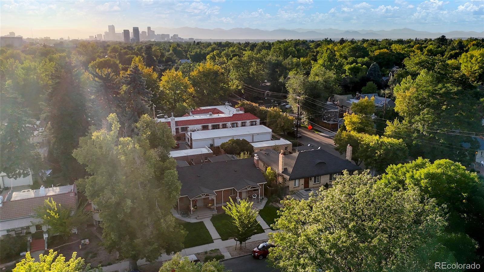 MLS Image #40 for 1579  elm street,denver, Colorado