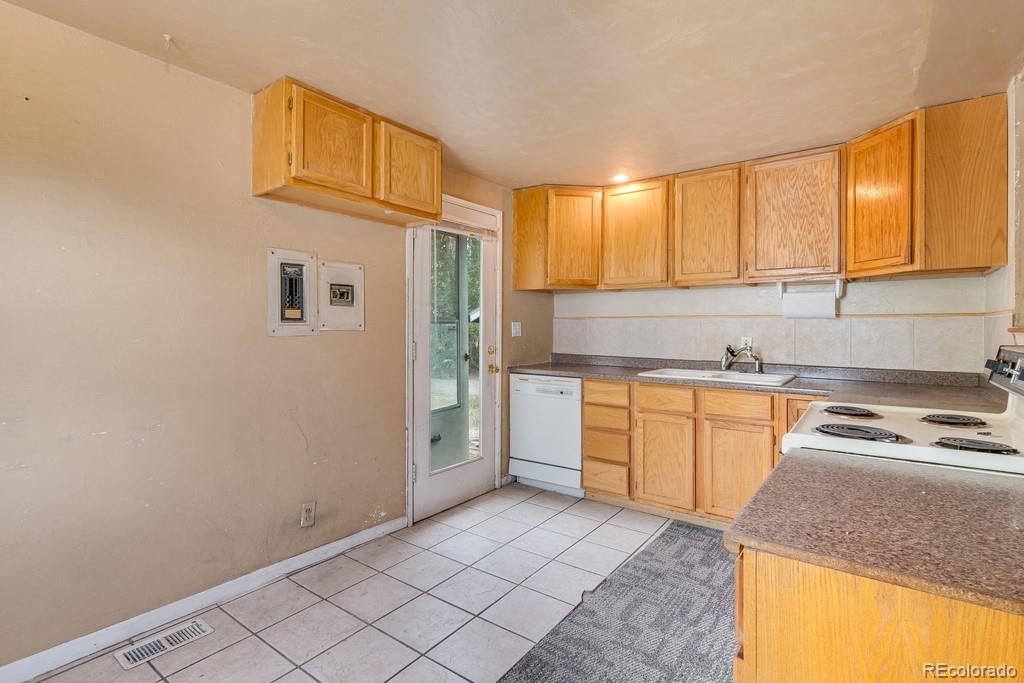 MLS Image #9 for 4611 w 2nd avenue,denver, Colorado