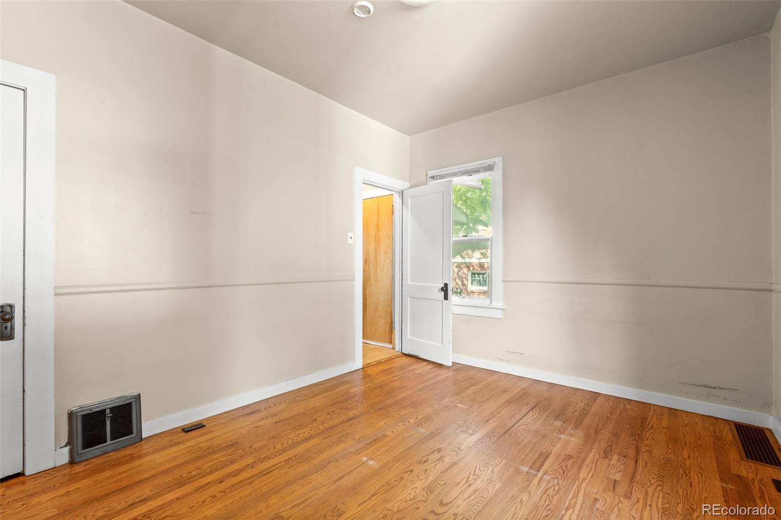 MLS Image #17 for 2167 s emerson street,denver, Colorado