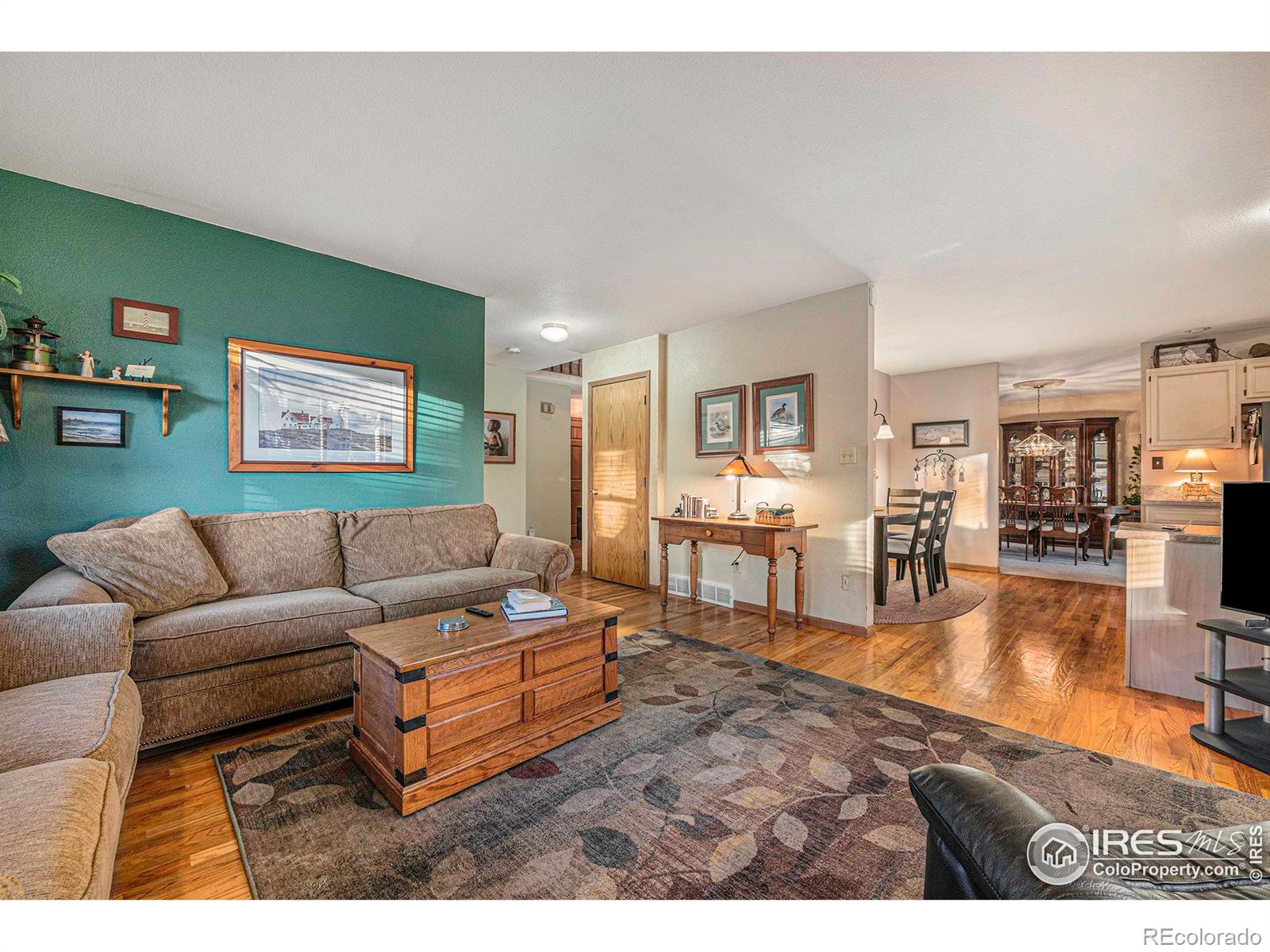 MLS Image #14 for 2413  mapleton circle,longmont, Colorado