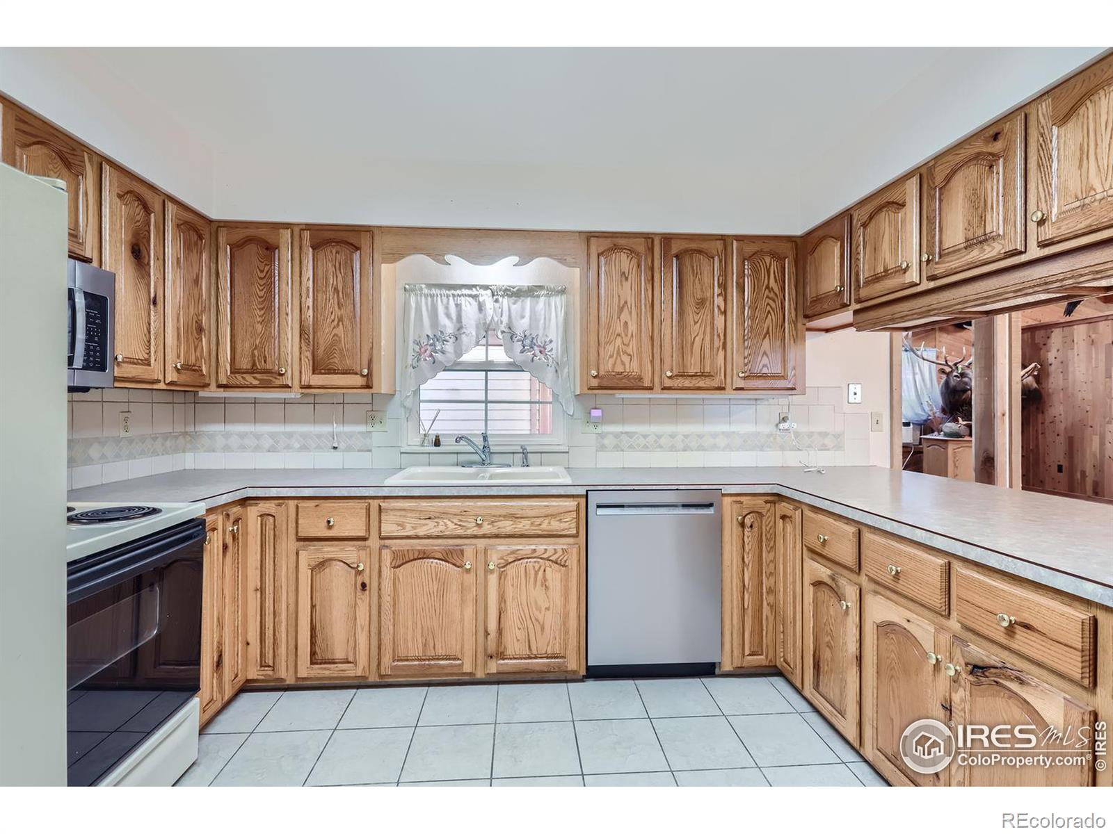 MLS Image #11 for 200  19th street,loveland, Colorado