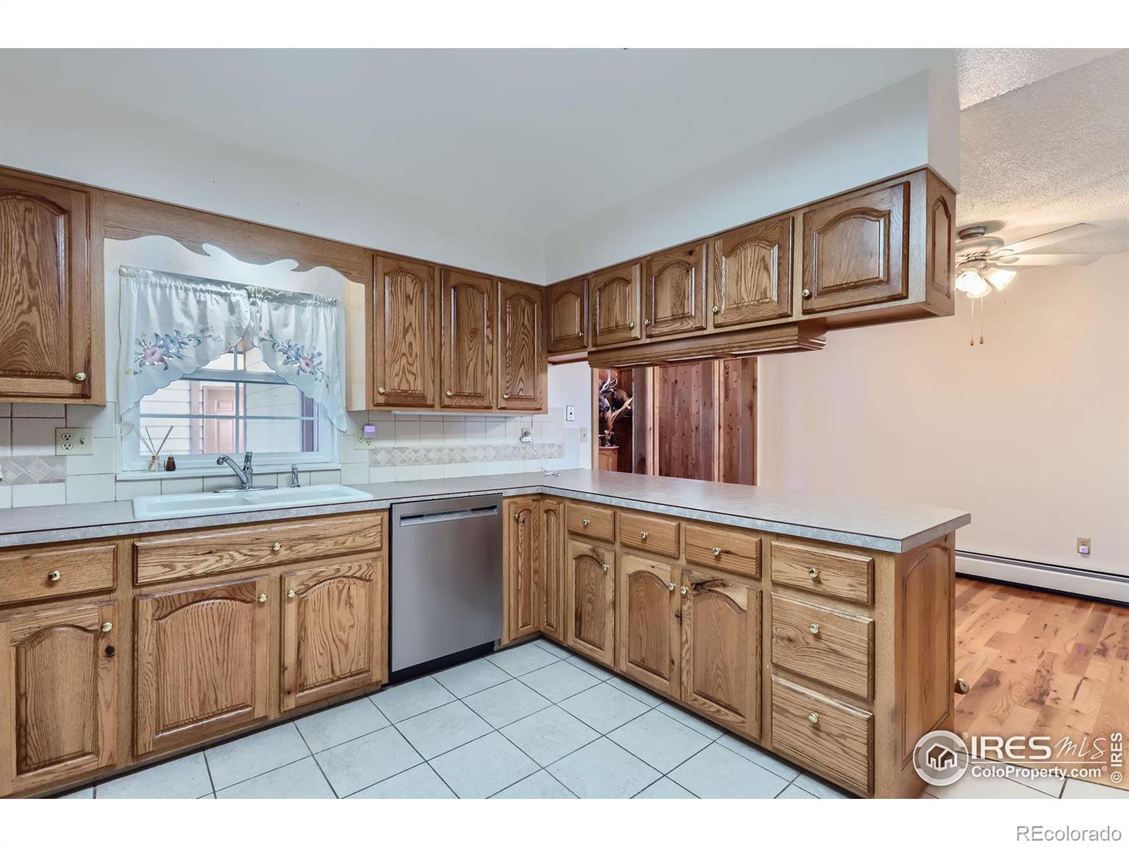 MLS Image #12 for 200  19th street,loveland, Colorado