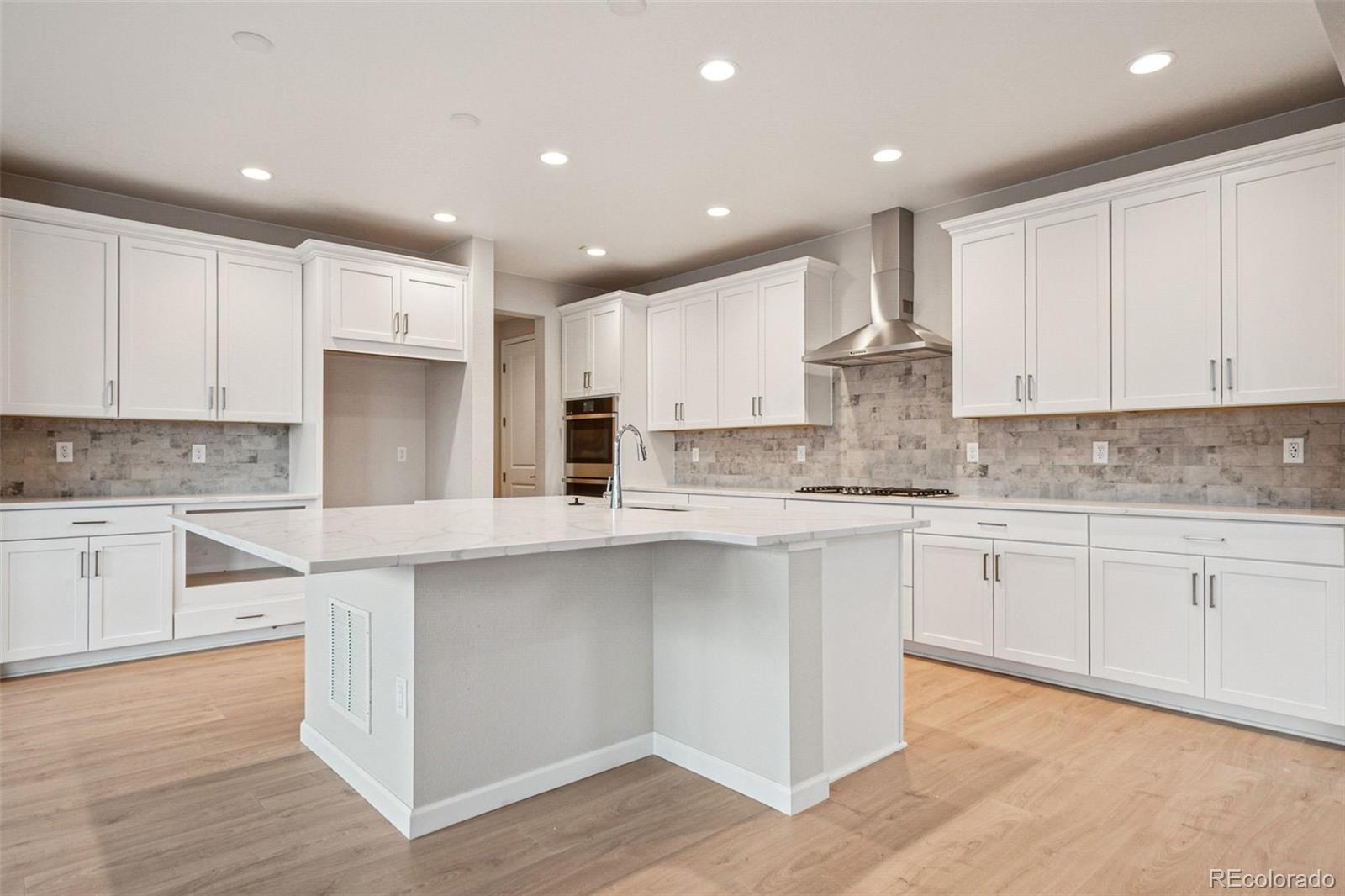 MLS Image #9 for 3350  backdrop court,castle rock, Colorado