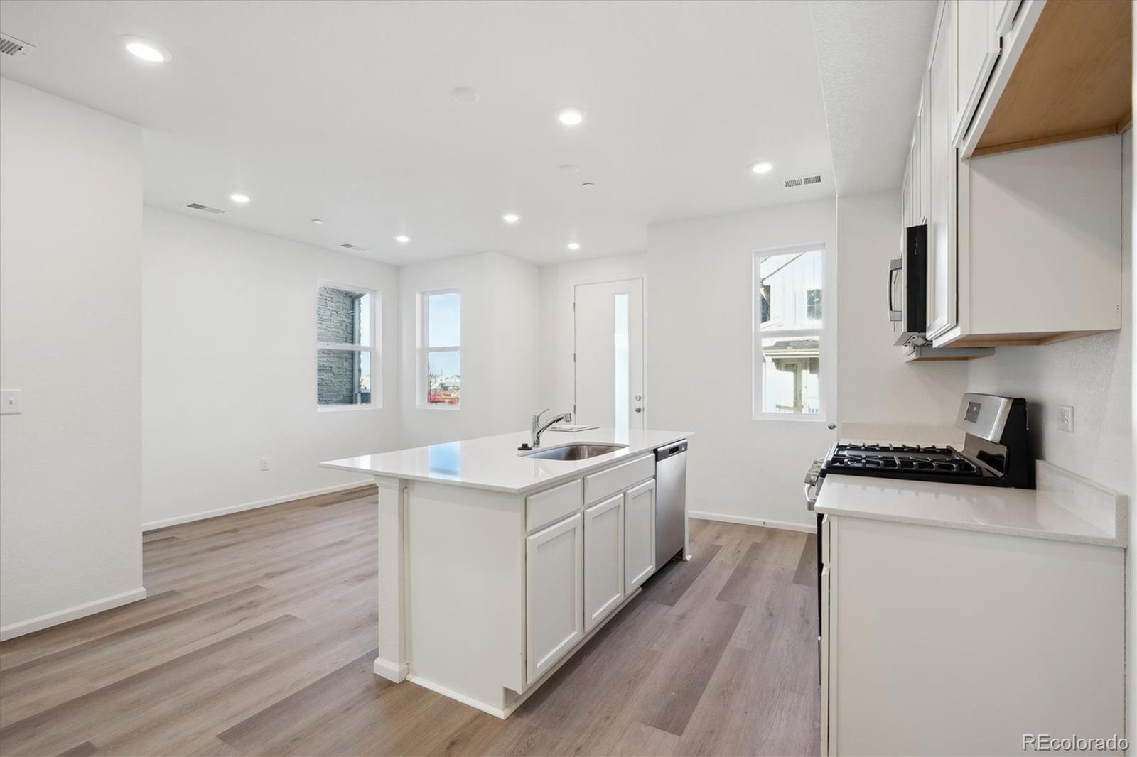 MLS Image #5 for 1266  penner drive,erie, Colorado