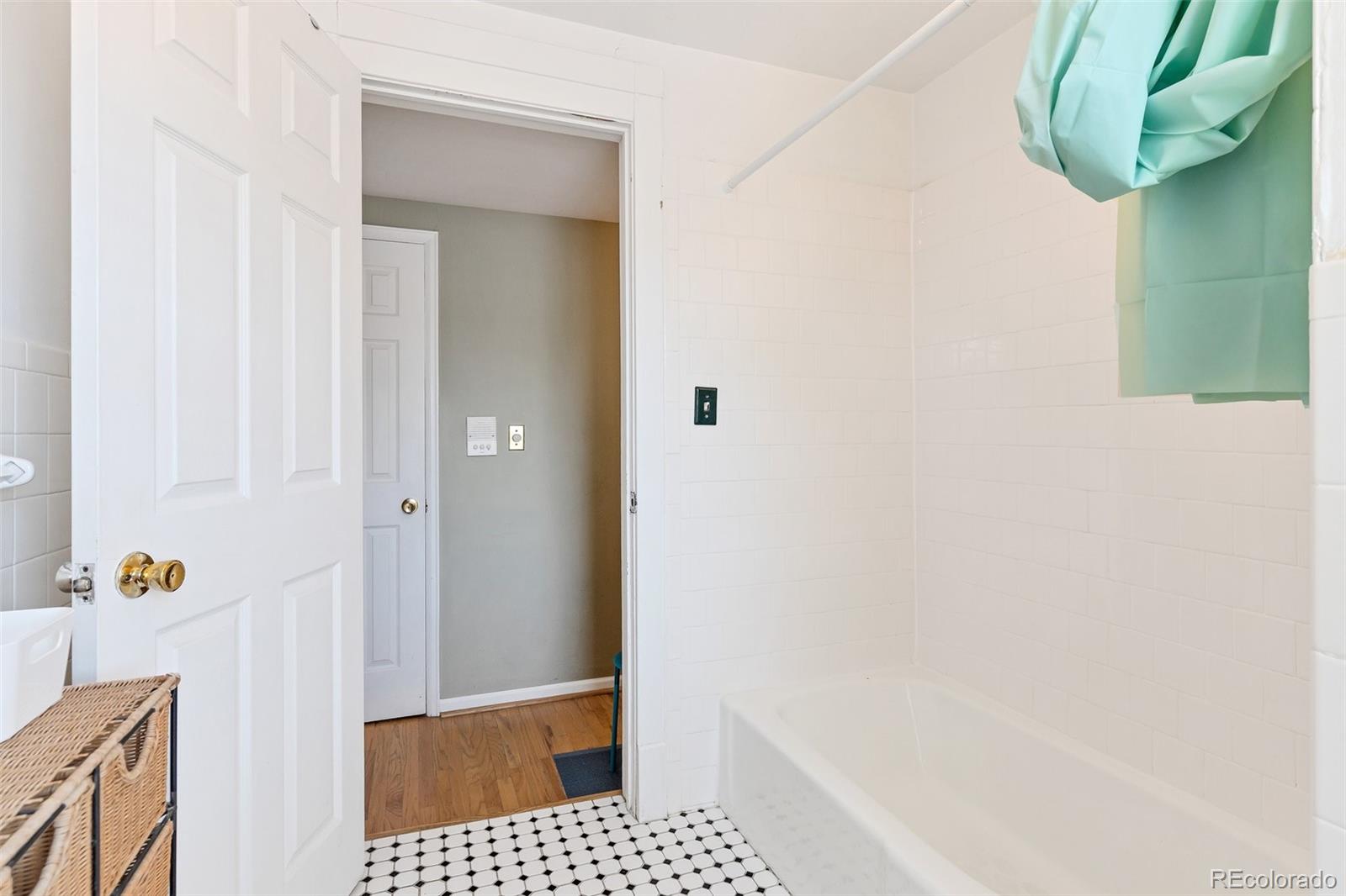 MLS Image #10 for 1515 e 8th avenue,denver, Colorado