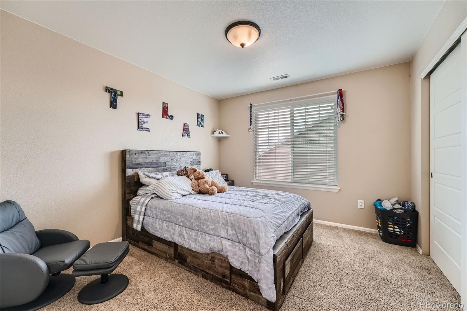 MLS Image #24 for 25202 e 2nd place,aurora, Colorado