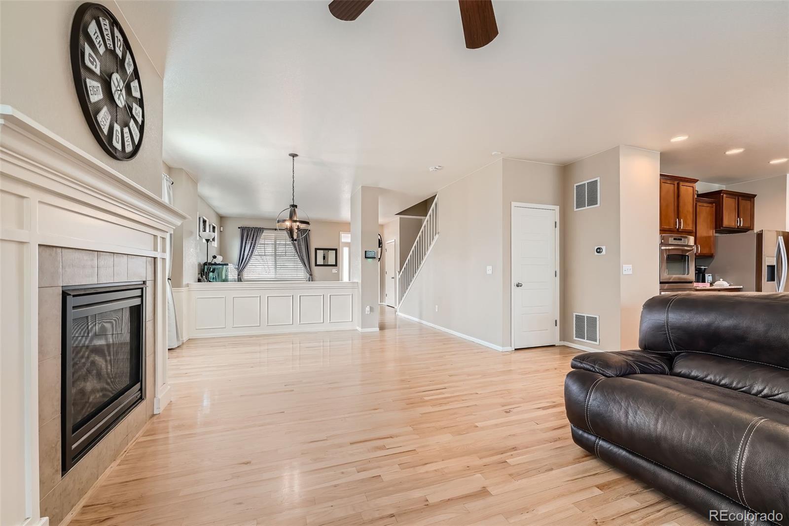 MLS Image #7 for 25202 e 2nd place,aurora, Colorado