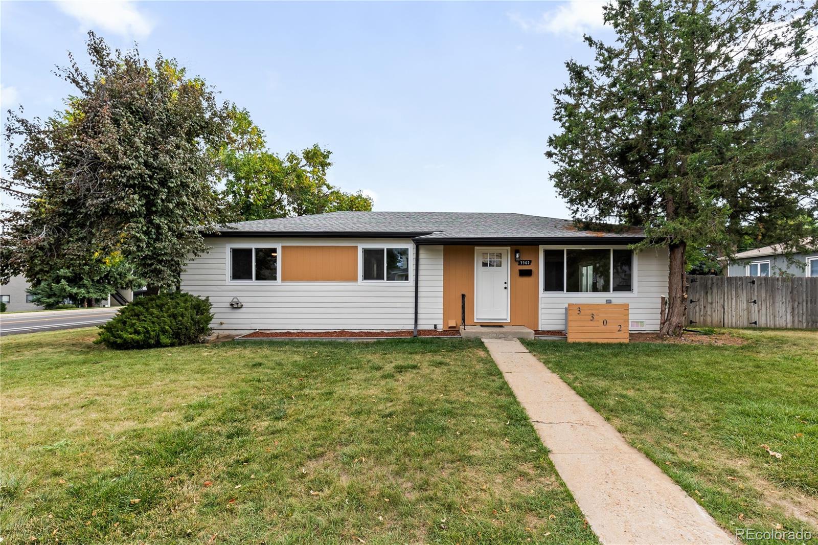 MLS Image #31 for 3302 w belmont avenue,littleton, Colorado