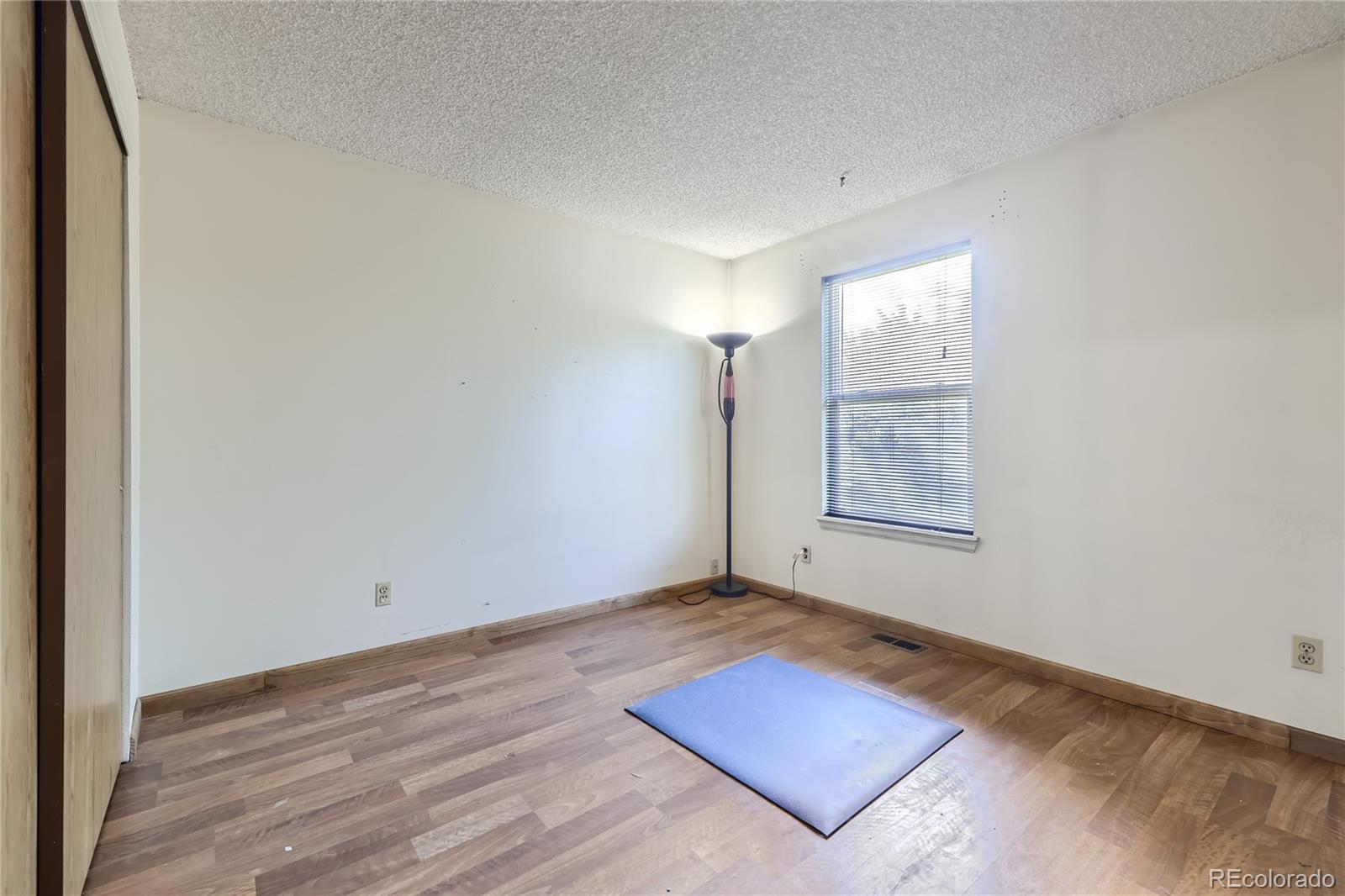 MLS Image #7 for 8140  washington street,denver, Colorado