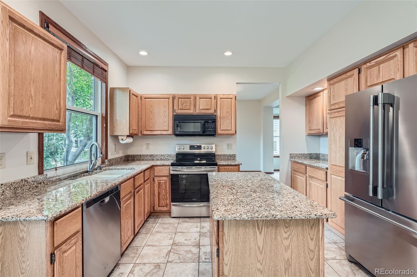 MLS Image #9 for 2410 s flora court,lakewood, Colorado