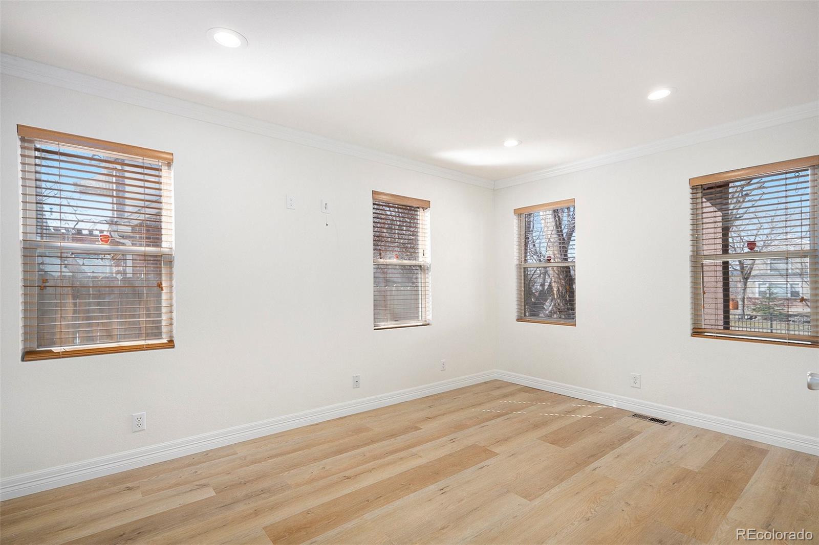 MLS Image #16 for 1250  oneida street,denver, Colorado