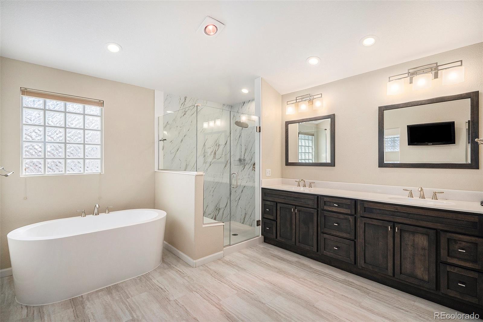 MLS Image #20 for 1250  oneida street,denver, Colorado