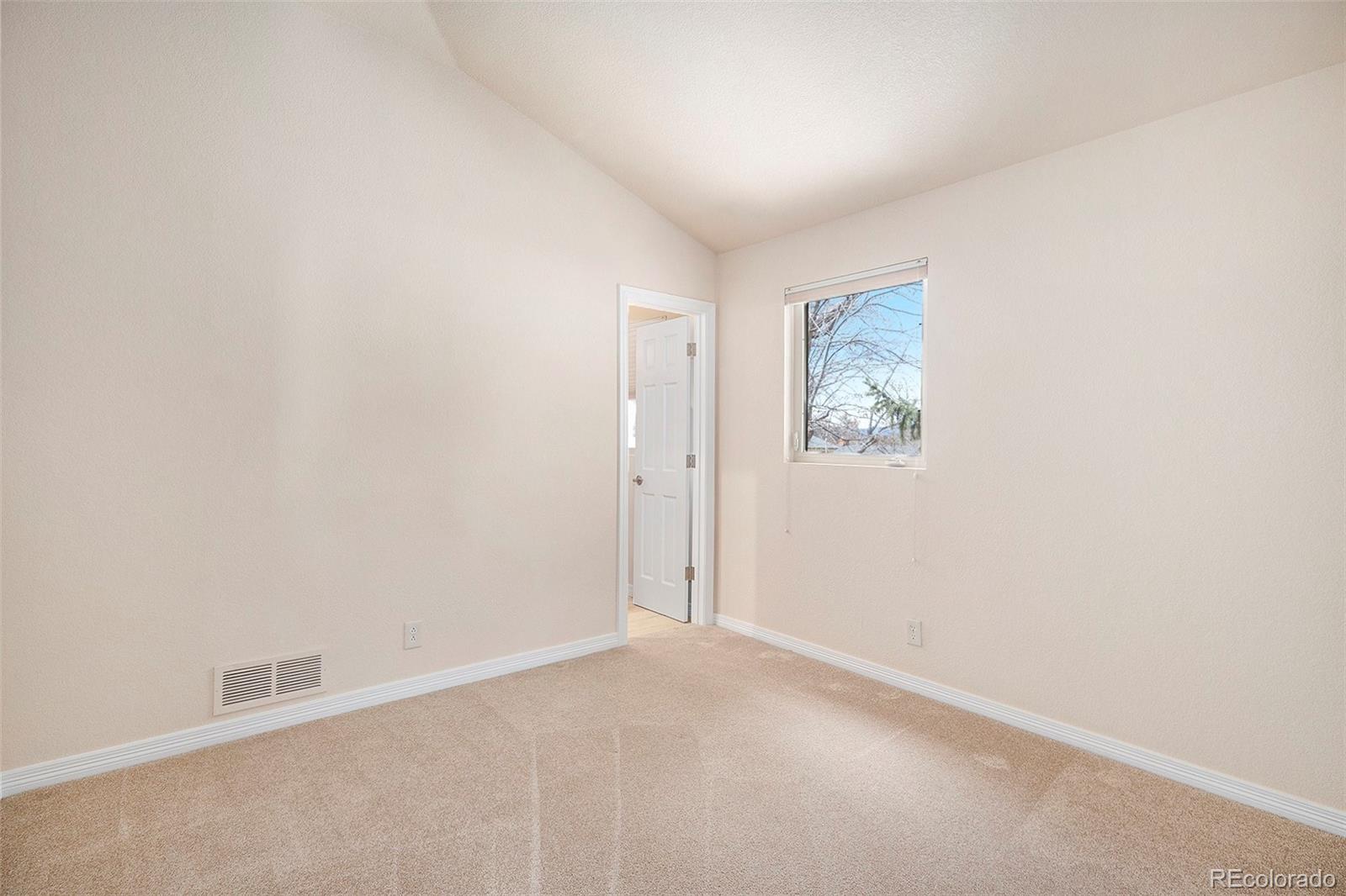 MLS Image #24 for 1250  oneida street,denver, Colorado