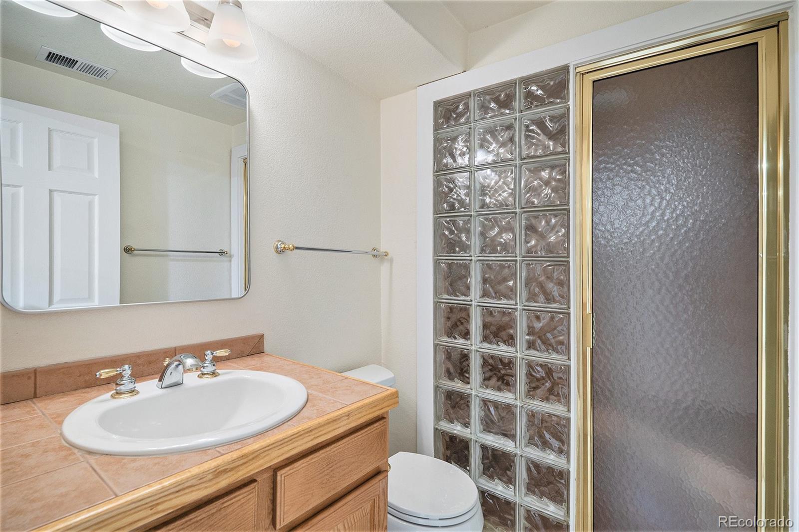 MLS Image #28 for 1250  oneida street,denver, Colorado