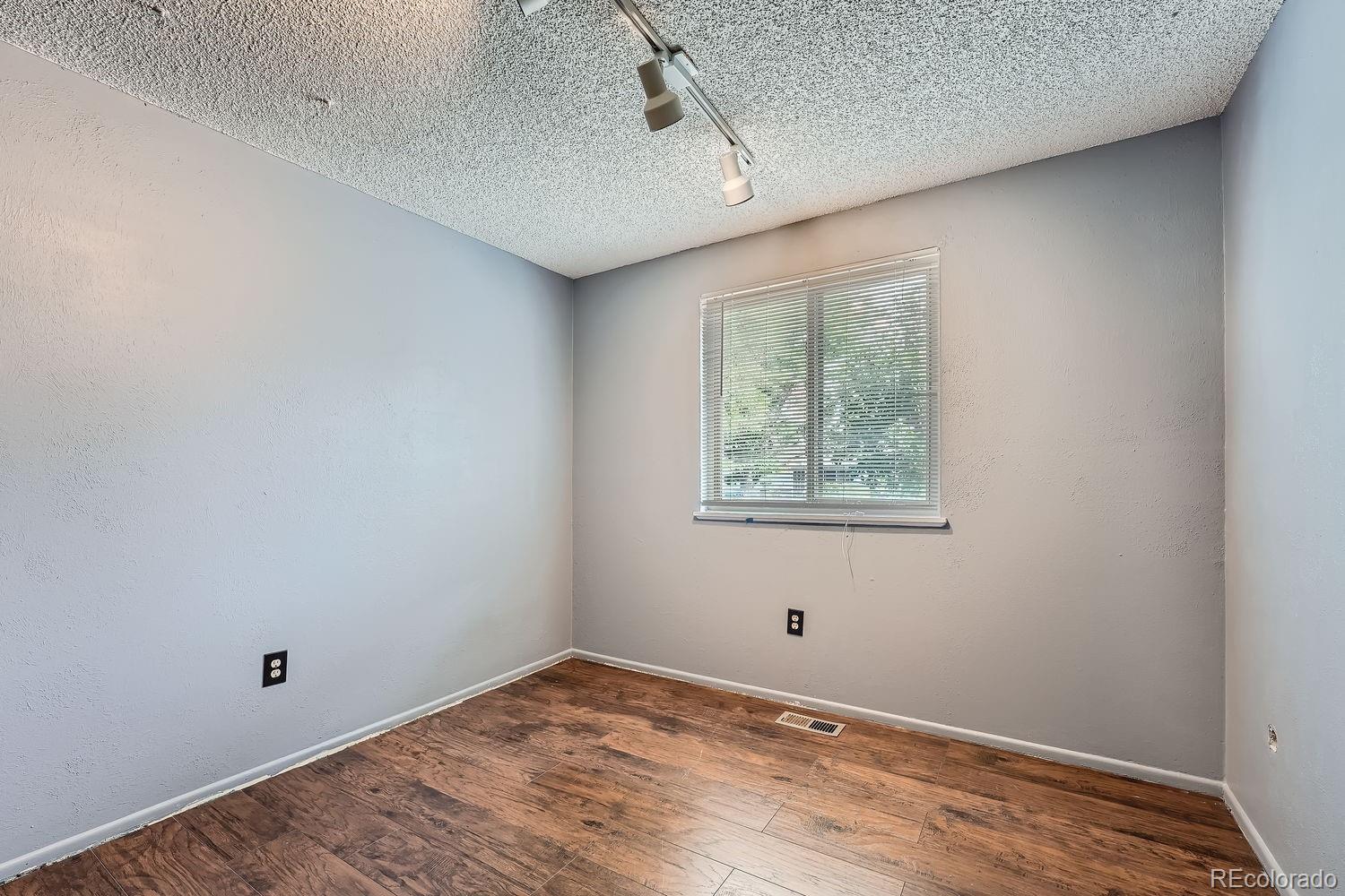 MLS Image #14 for 16379 e bates drive,aurora, Colorado