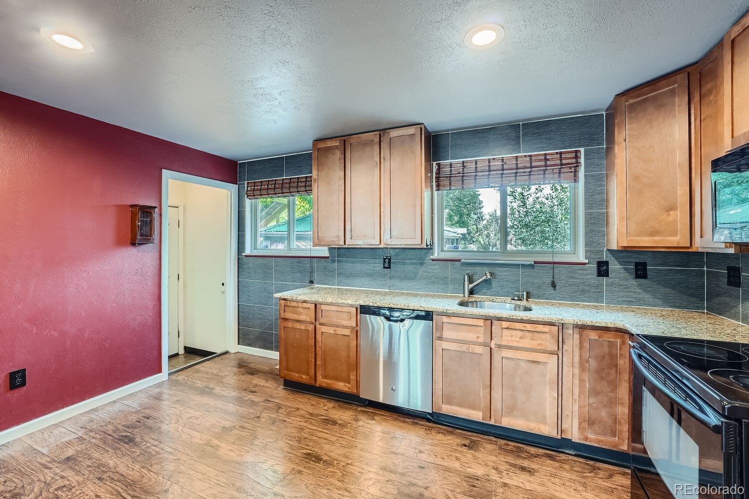 MLS Image #4 for 16379 e bates drive,aurora, Colorado