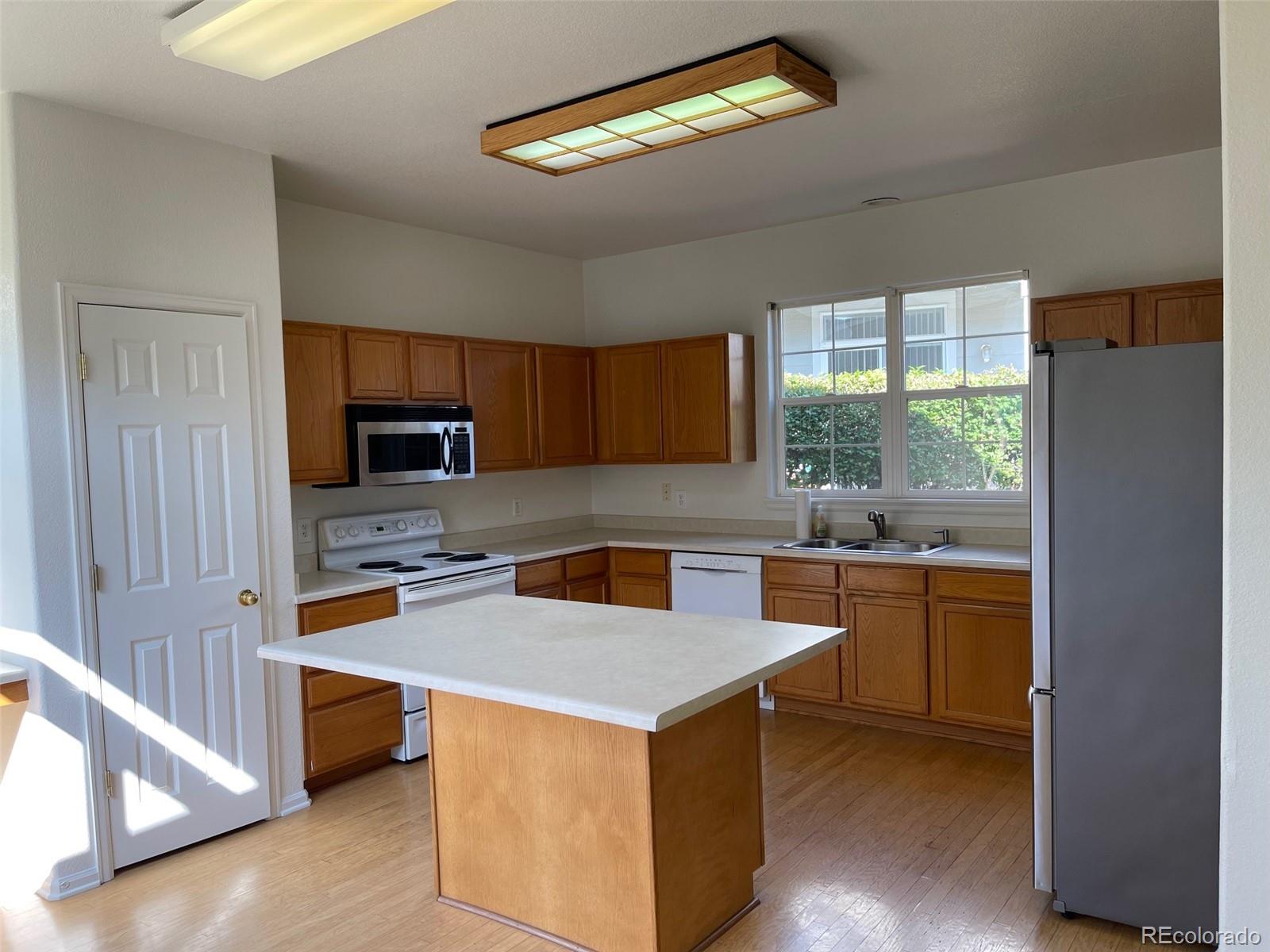 MLS Image #2 for 3254 e 102nd drive 3254,thornton, Colorado