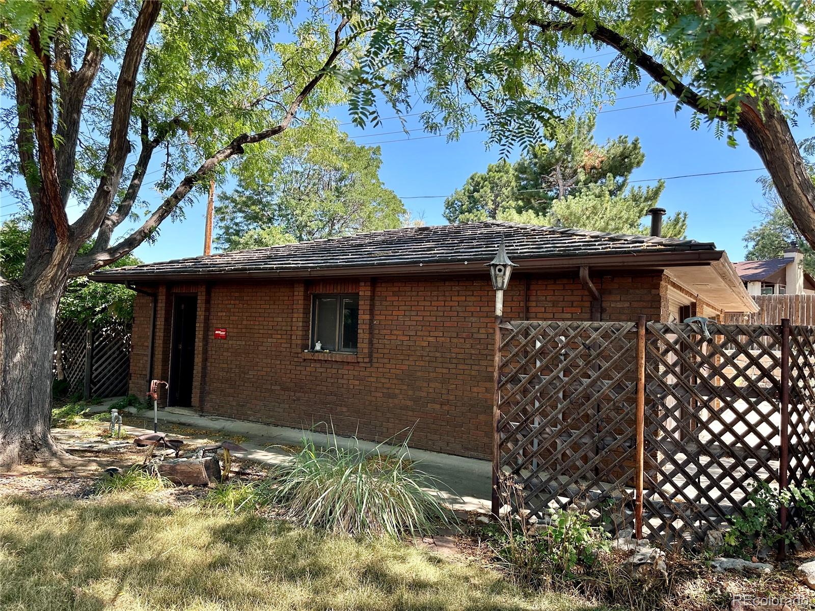 MLS Image #3 for 3820 s elkhart street,aurora, Colorado