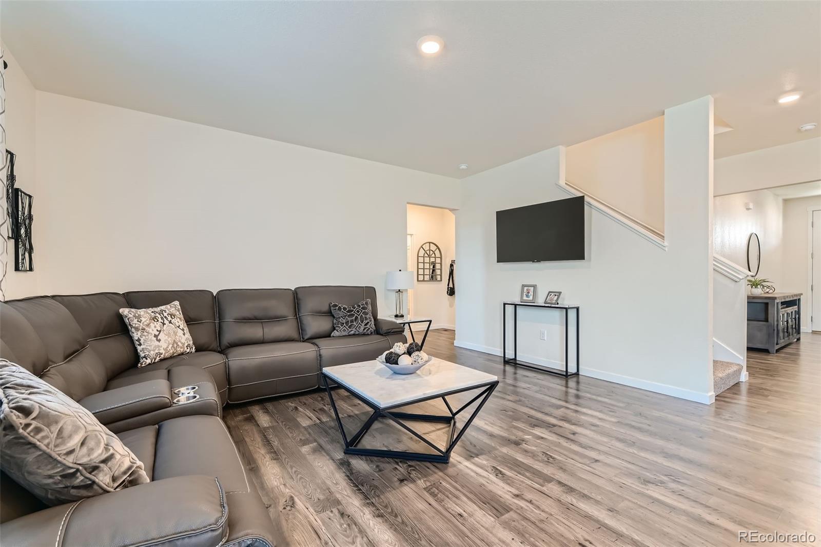 MLS Image #5 for 7547 e 159th place,thornton, Colorado