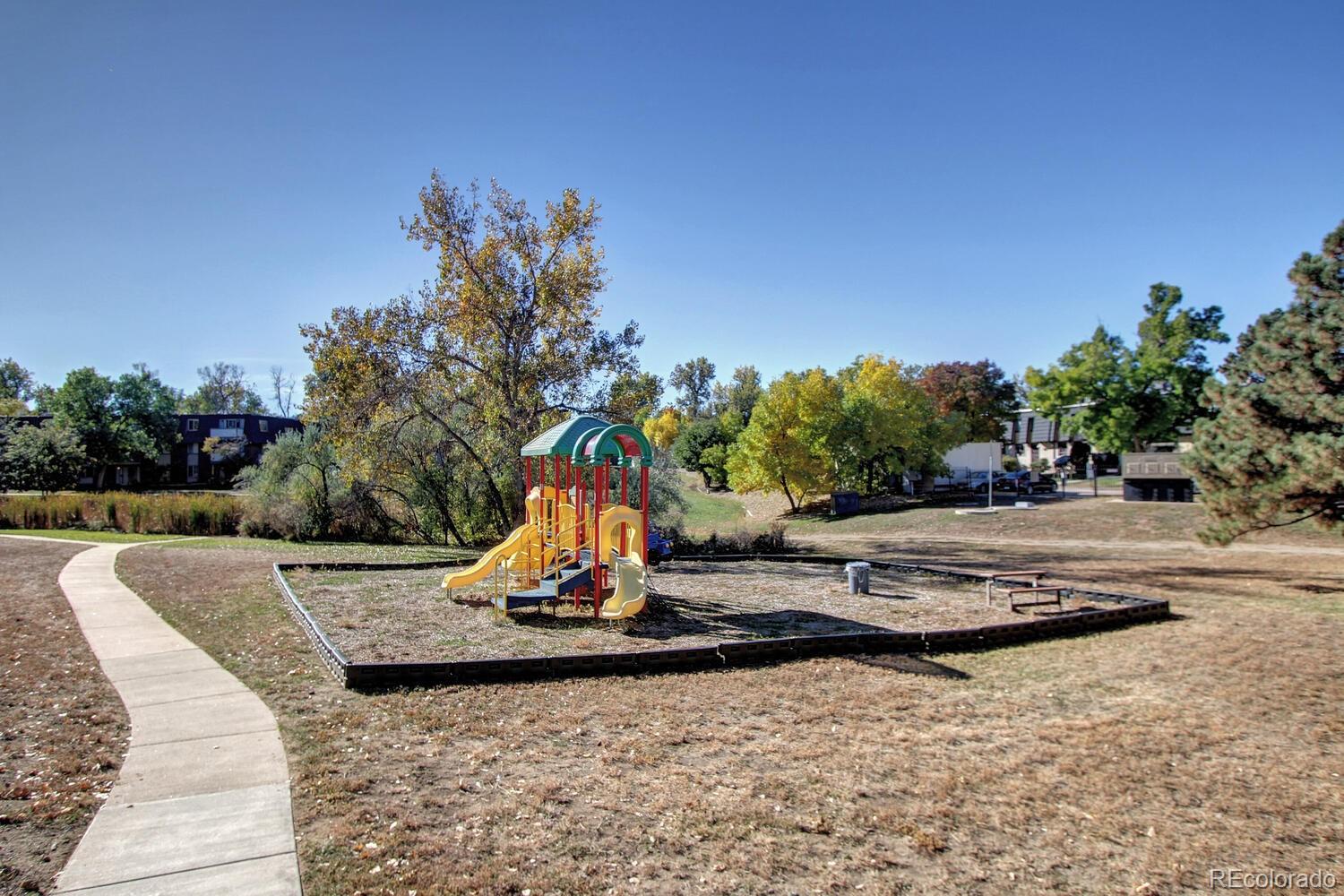 MLS Image #21 for 50 e highline circle,centennial, Colorado