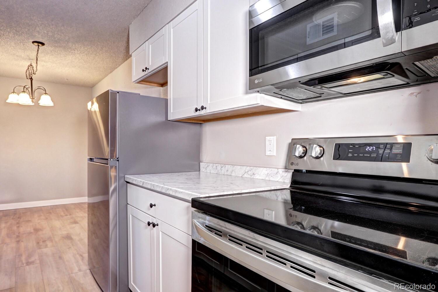 MLS Image #9 for 50 e highline circle,centennial, Colorado