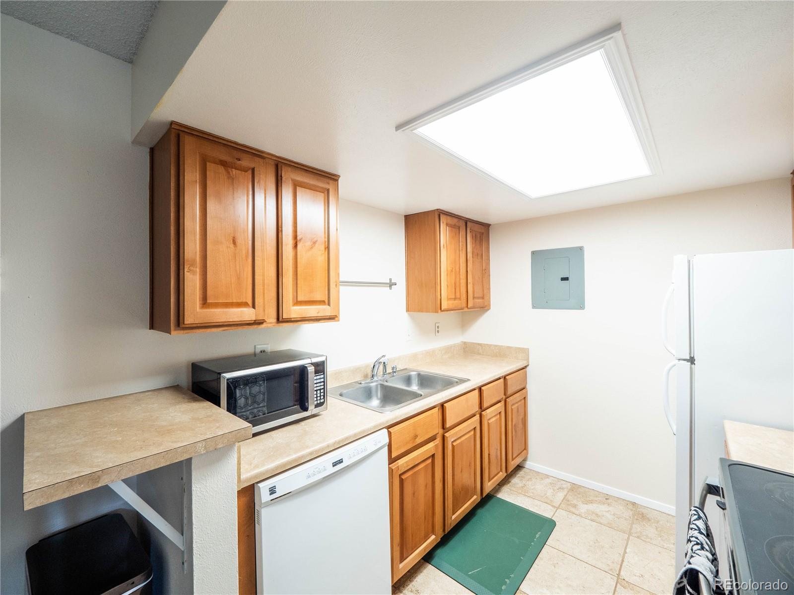 MLS Image #8 for 15126 e louisiana drive,aurora, Colorado